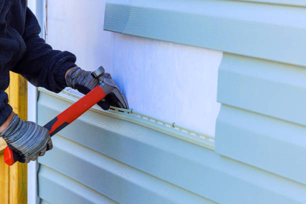 Reliable Emergency Siding Repair contractor in Clarksville, OH by Creative Siding
